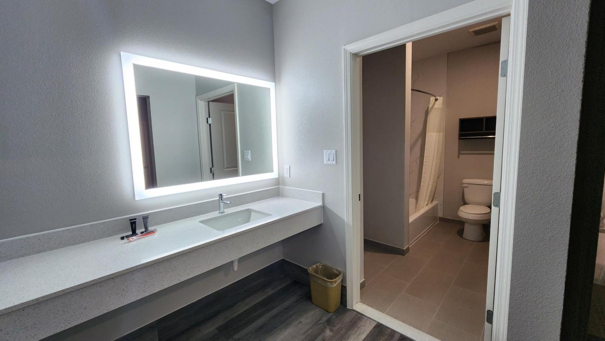 Hotel Park Place Houston Exterior photo